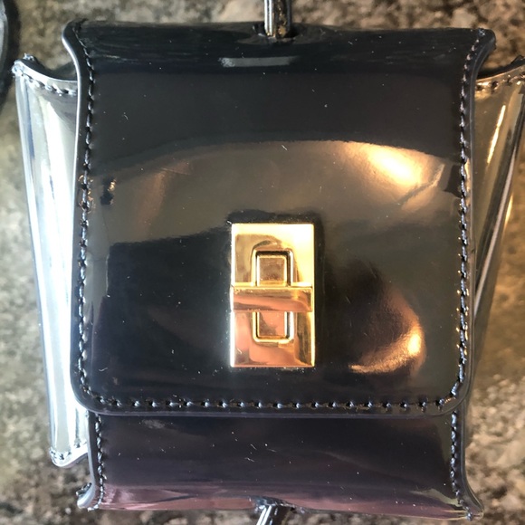 Neely & Chloe No. 44 Pyramid Bag in Navy Patent - Picture 2 of 11